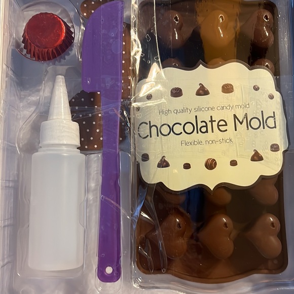 Chocolate Kit, new in box - Picture 4 of 8